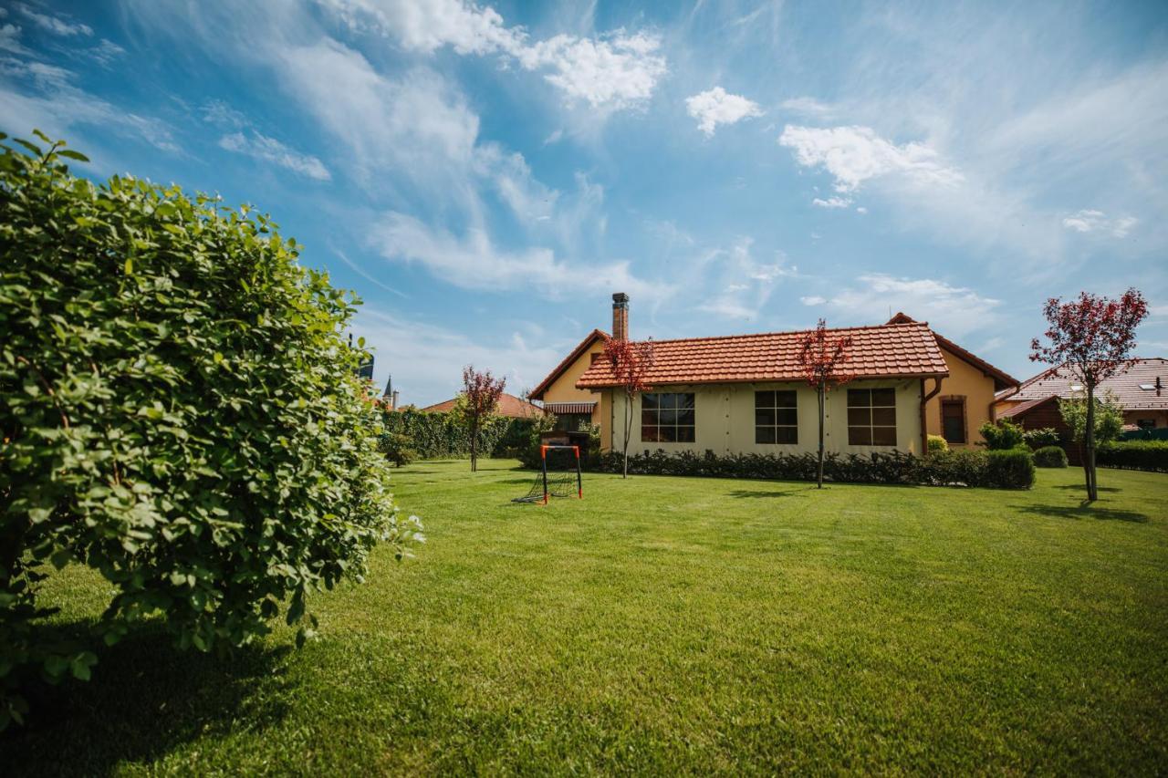 Nemeth Apartmanhazak Mórahalom Zewnętrze zdjęcie